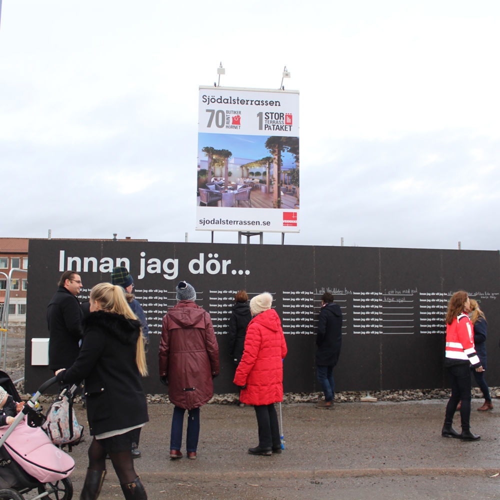 Bostadsdrömmar skrevs på plank